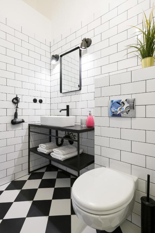 Discover Krakow Apartments - 3 Rakowicka St - Amazing Loft Near Main Station - Netflix Exterior photo